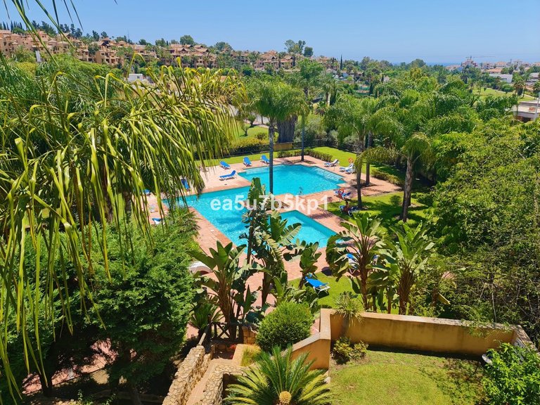 Apartment for Sale in New Golden Mile, Malaga 2