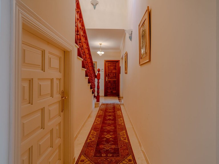 Villa for Sale in El Paraiso, Malaga 19