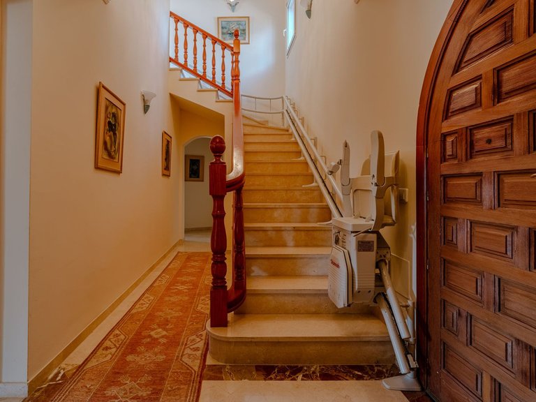 Villa for Sale in El Paraiso, Malaga 20