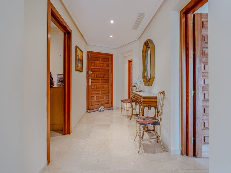 Villa for Sale in El Paraiso, Malaga 43