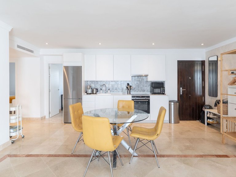 Apartment for Sale in El Paraiso, Malaga 12