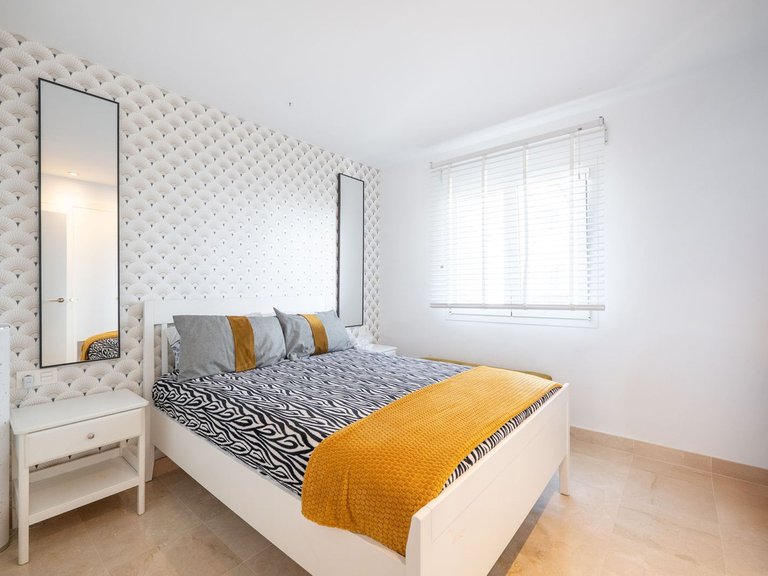 Apartment for Sale in El Paraiso, Malaga 24