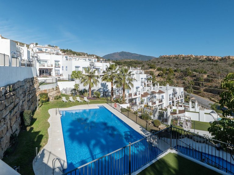 Apartment for Sale in El Paraiso, Malaga 39