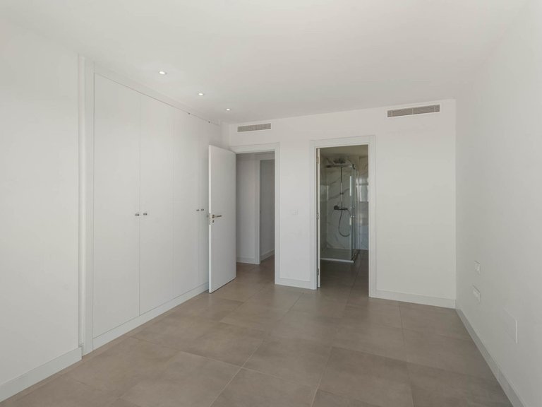 Apartment for Sale in Estepona, Malaga 14