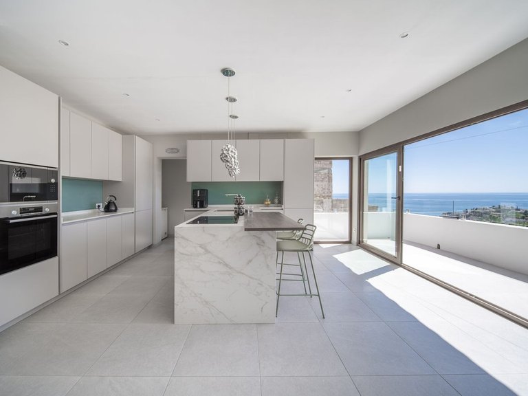 Villa for Sale in Benalmadena, Malaga 4