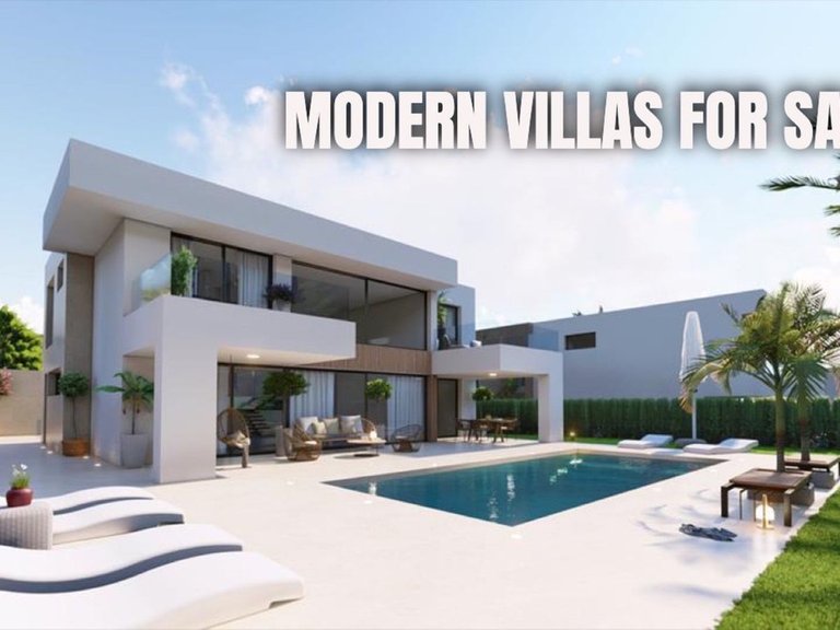 Villa for Sale in La Duquesa, Malaga 1