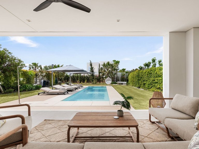 Villa for Sale in La Cala Golf, Malaga 10