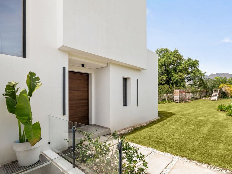 Villa for Sale in La Cala Golf, Malaga 4