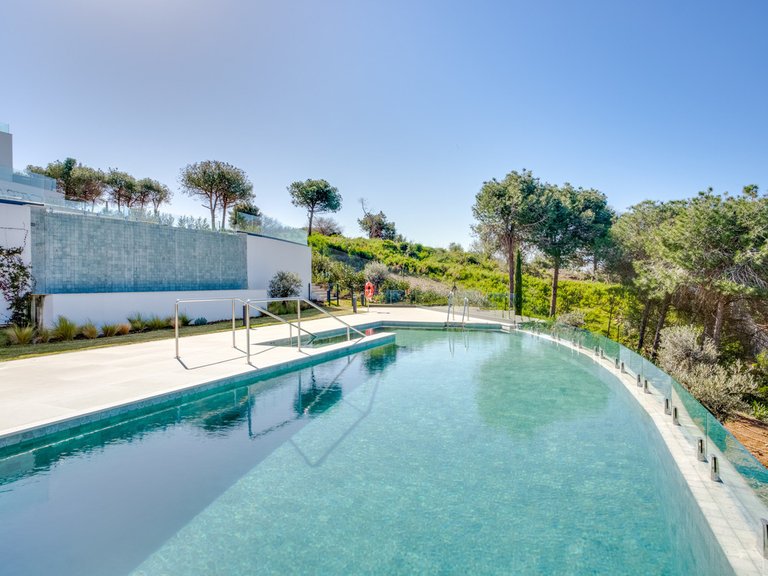 Apartment for Sale in Artola, Malaga 15