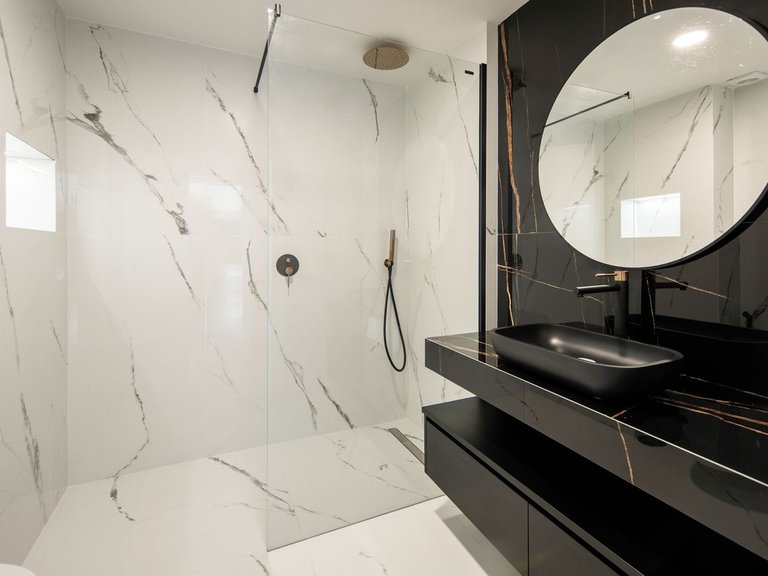 Apartment for Sale in Nueva Andalucía, Malaga 12
