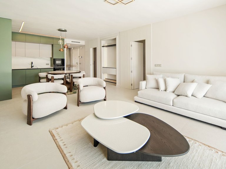 Apartment for Sale in Nueva Andalucía, Malaga 17