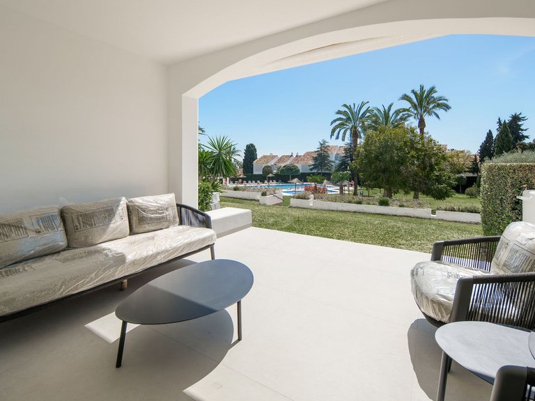 Apartment for Sale in Nueva Andalucía, Malaga 2