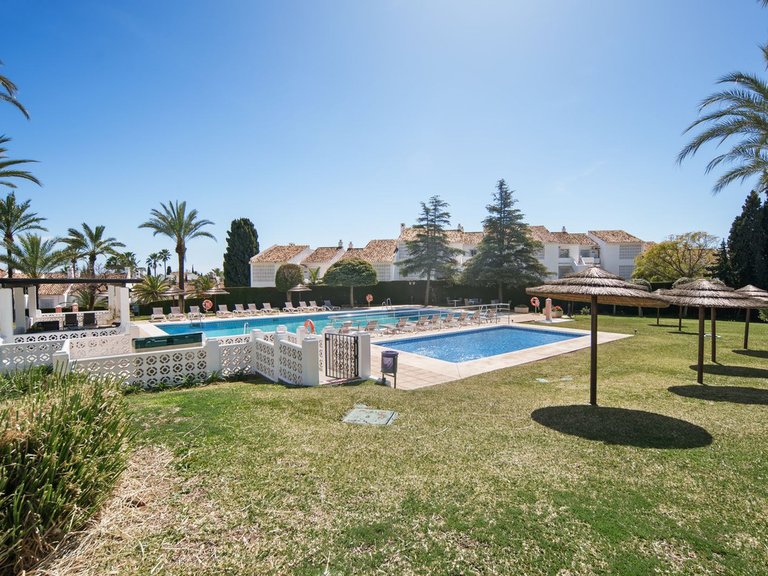 Apartment for Sale in Nueva Andalucía, Malaga 4