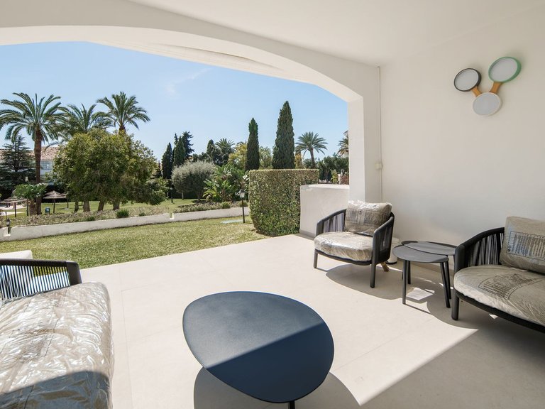 Apartment for Sale in Nueva Andalucía, Malaga 5