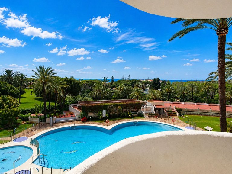 Villa for Sale in Marbesa, Malaga 12