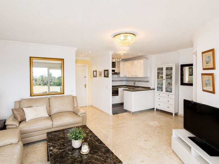 Villa for Sale in Marbesa, Malaga 5