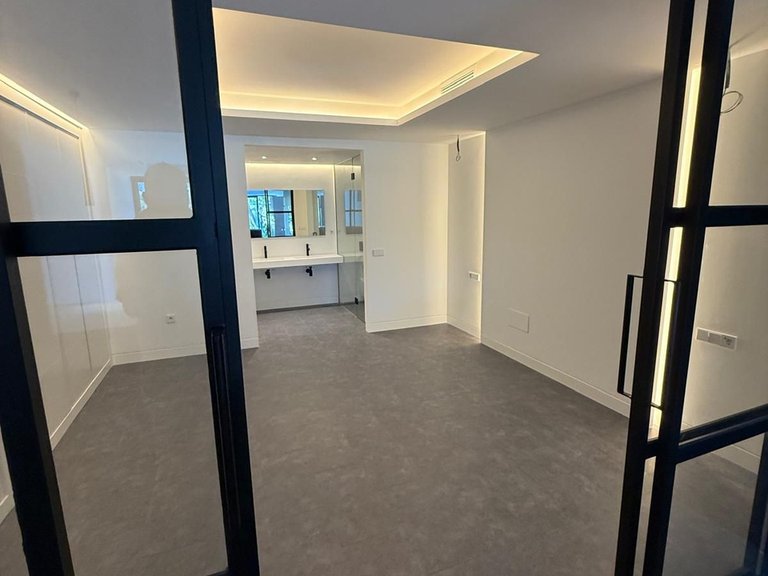 Apartment for Sale in Nueva Andalucía, Malaga 3
