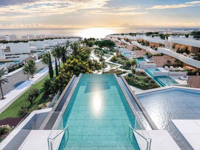 Penthouse for Sale in Costa del Sol Marbella, Malaga 15