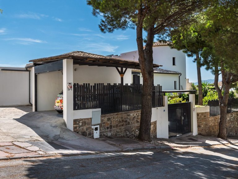 Villa for Sale in Mijas Costa, Malaga 27