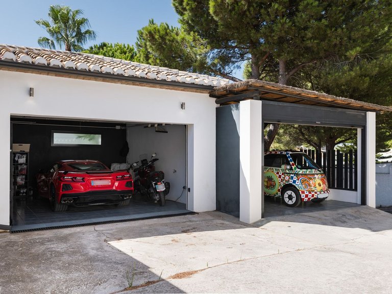 Villa for Sale in Mijas Costa, Malaga 30