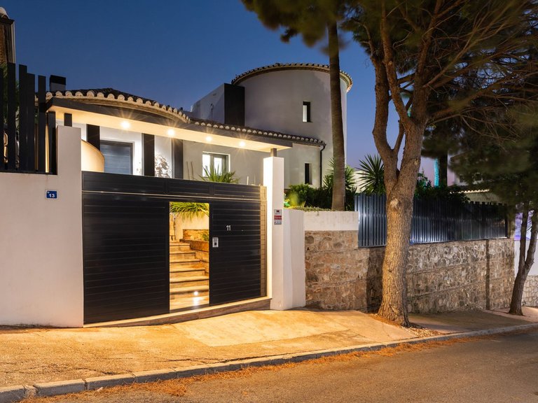 Villa for Sale in Mijas Costa, Malaga 7