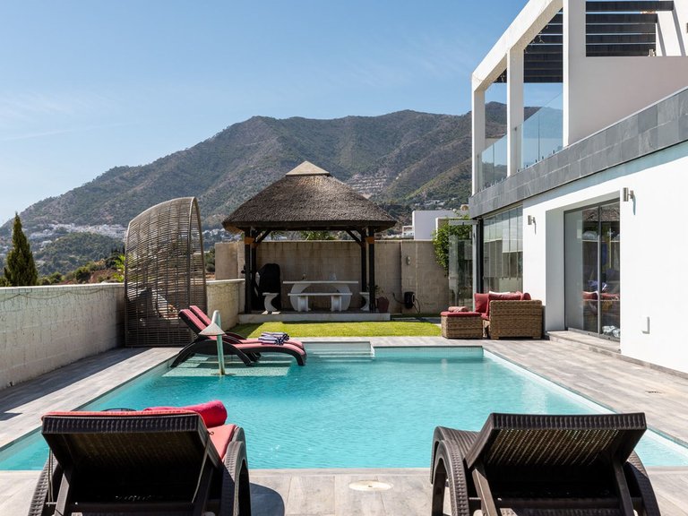 Villa for Sale in Mijas Costa, Malaga 9