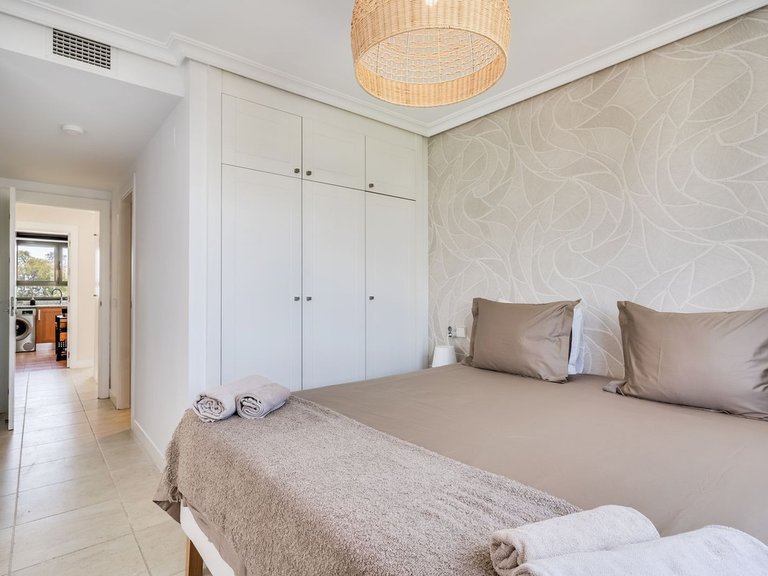Apartment for Sale in Selwo, Malaga 11