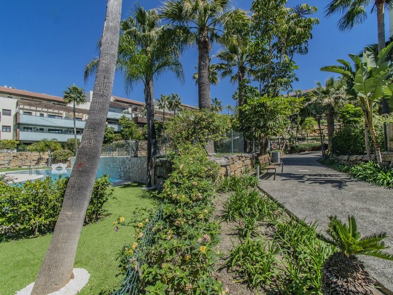 Apartment for Sale in Los Flamingos, Malaga 26