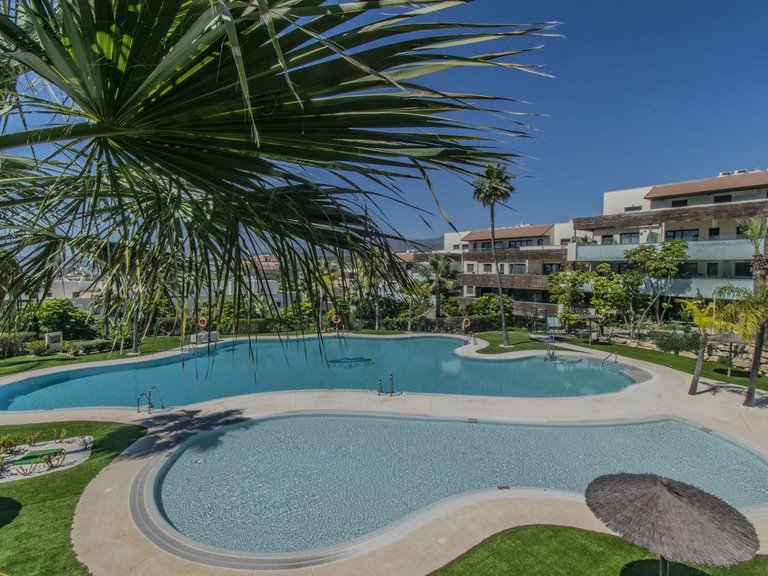 Apartment for Sale in Los Flamingos, Malaga 28