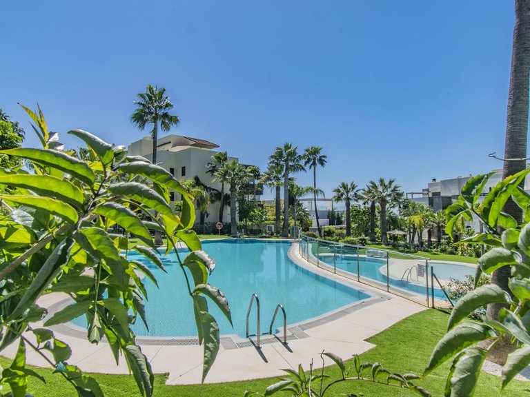Apartment for Sale in Los Flamingos, Malaga 7