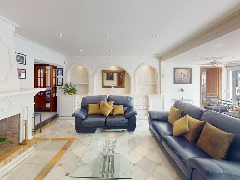 Villa for Sale in Costalita, Malaga 27