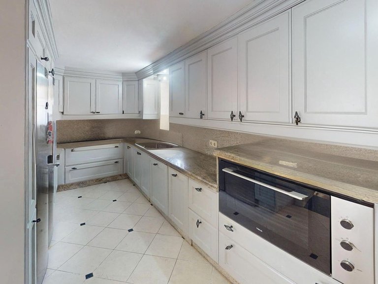 Villa for Sale in Costalita, Malaga 5