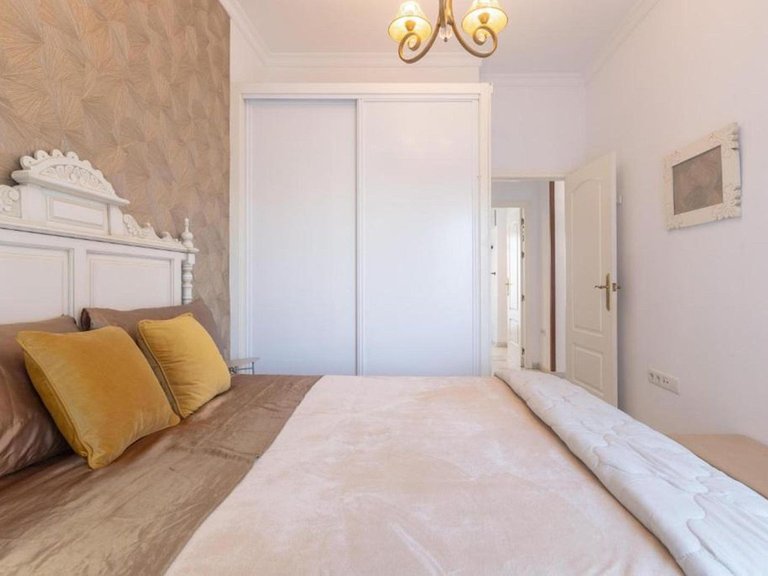 Apartment for Sale in Fuengirola, Malaga 12