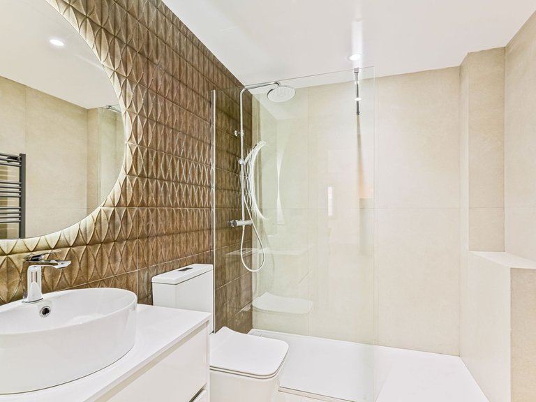 Apartment for Sale in Puerto Banús, Malaga 26