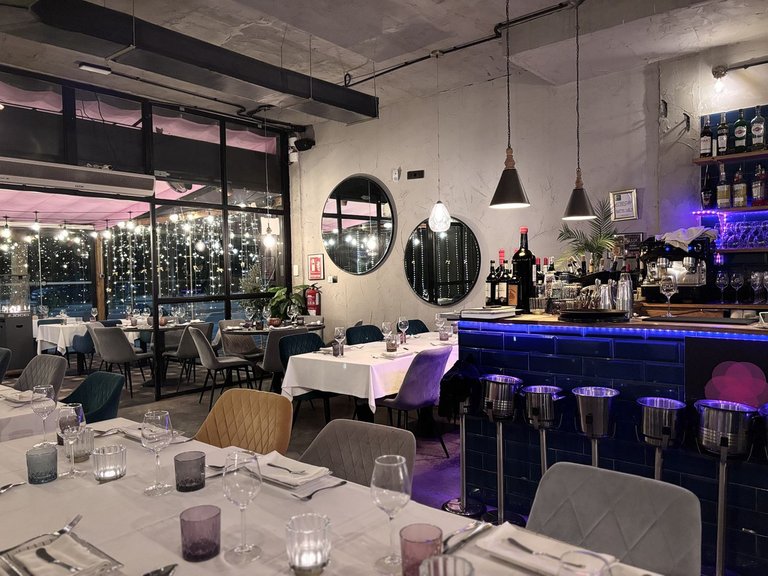 Commercial for Sale in La Cala, Malaga 16