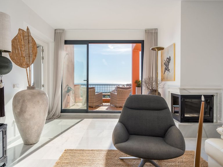 Apartment for Sale in Calahonda, Malaga 18