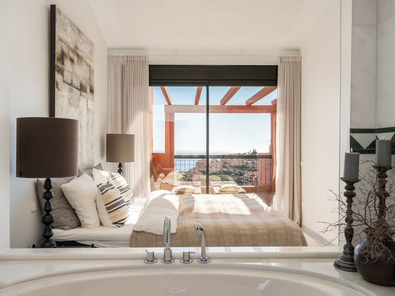 Apartment for Sale in Calahonda, Malaga 4