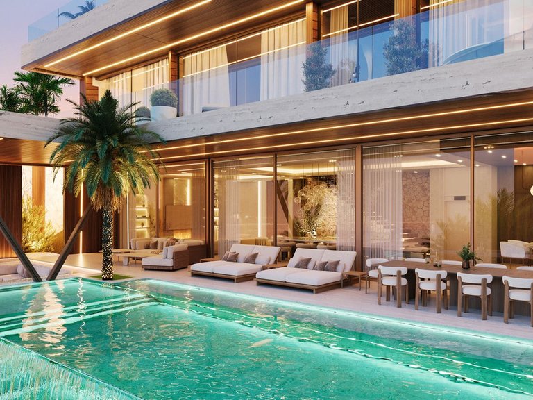 Villa for Sale in Altos De Los Monteros, Malaga 1