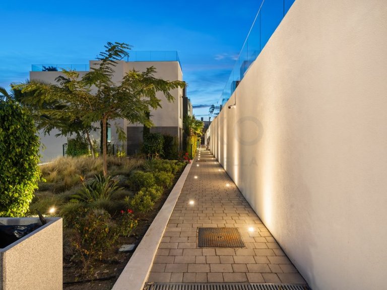 Apartment for Sale in Marbella, Malaga 30