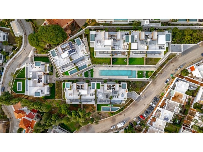 Apartment for Sale in Marbella, Malaga 34