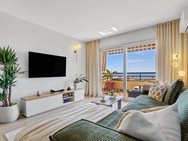 Apartment for Sale in El Pinillo, Malaga 29