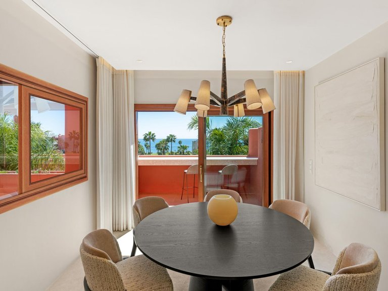 Apartment for Sale in New Golden Mile, Malaga 10