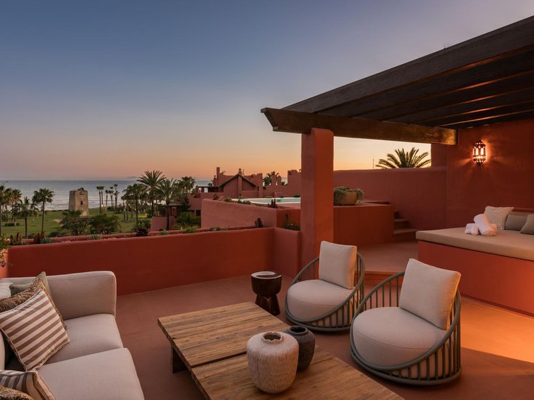 Apartment for Sale in New Golden Mile, Malaga 12