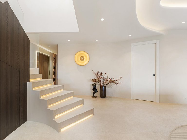 Apartment for Sale in New Golden Mile, Malaga 40