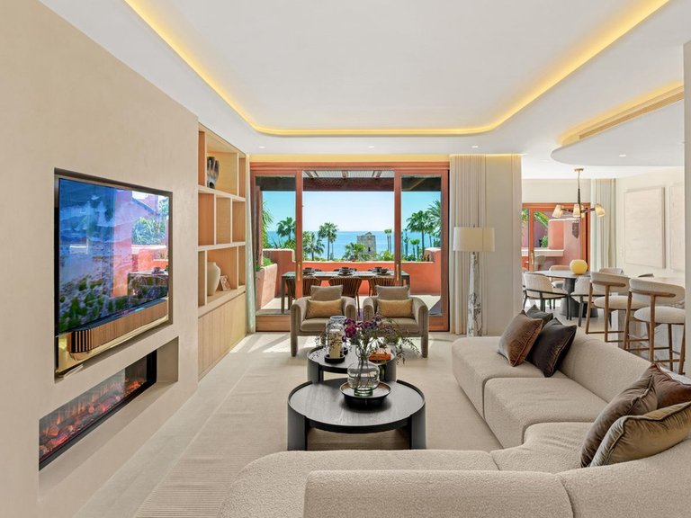Apartment for Sale in New Golden Mile, Malaga 8