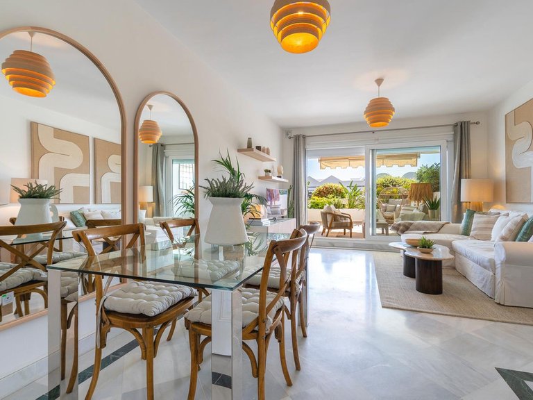 Apartment for Sale in Nueva Andalucía, Malaga 2