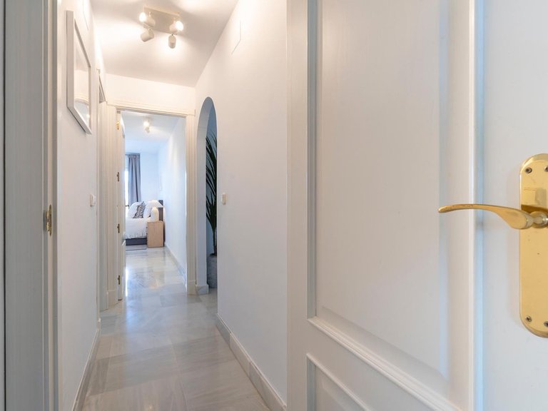 Apartment for Sale in Nueva Andalucía, Malaga 20