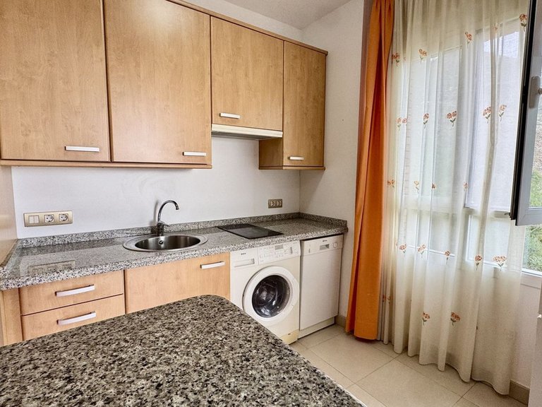 Apartment for Sale in Benalmadena, Malaga 23