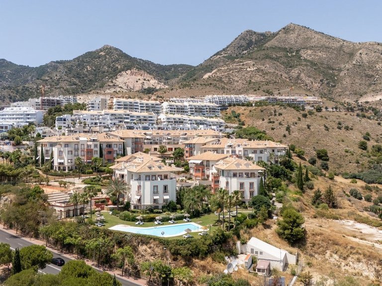 Apartment for Sale in Benalmadena, Malaga 3