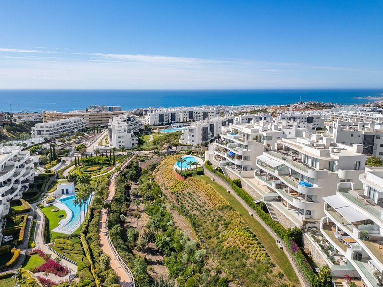 Apartment for Sale in Fuengirola, Malaga 30